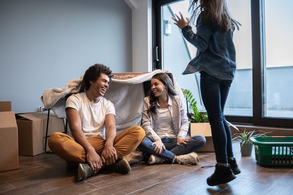 moving-house-family-2026-01-08-22-02-21-utc (1)